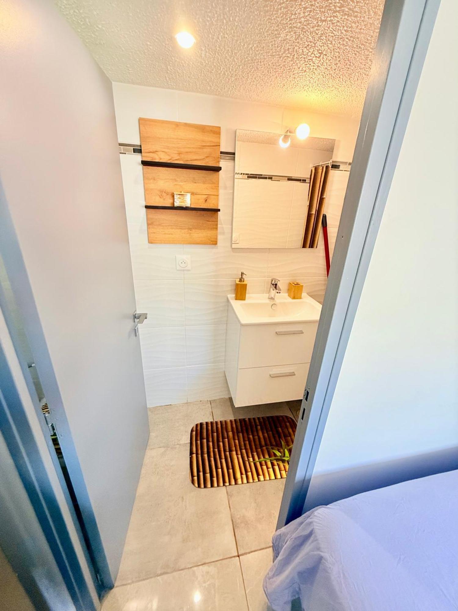 Studio Cosy Equipe A 5Min De La Plage Vieux-Habitants Exteriér fotografie